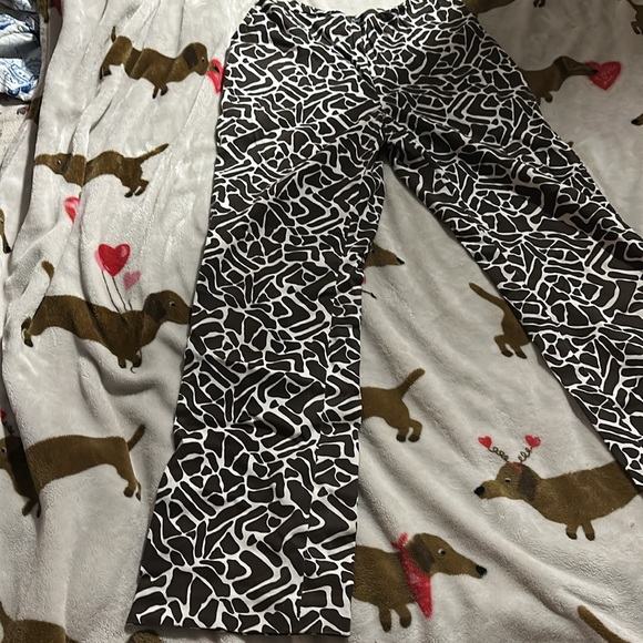 Fun print pants - Picture 2 of 4